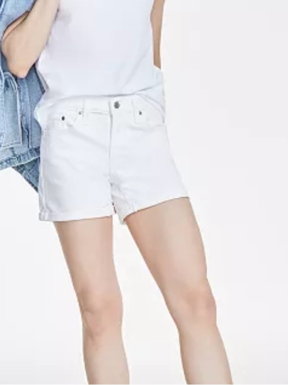 Levi's® Women's Mid-Length Shorts size 29 in White